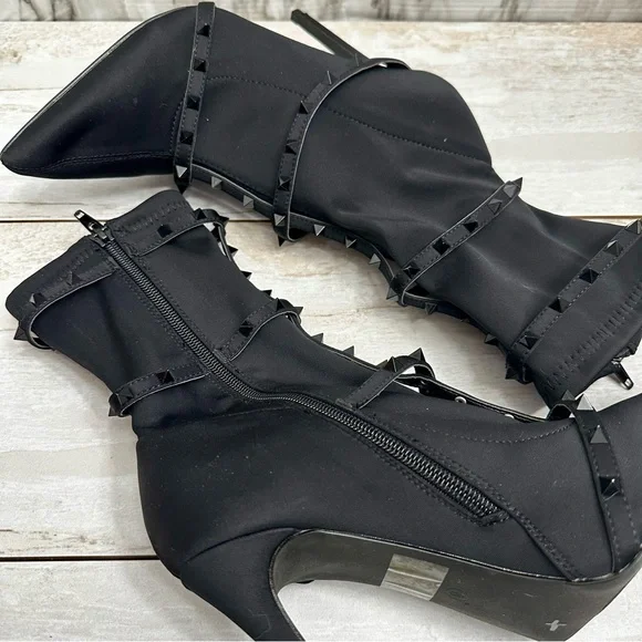 Olivia Ferguson Black Studded Spiked Stilettos Boots Booties Women Sz 8 Sexy - Picture 3 of 11